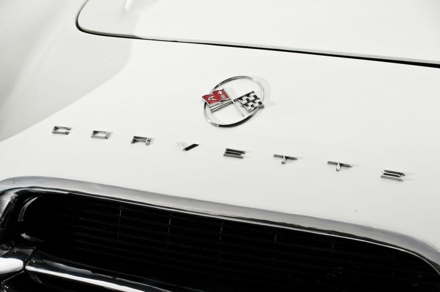  Chevrolet Corvette Convertible 1962 года  (фото 49 из 55)
